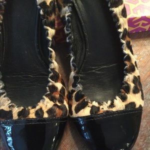 Tory Burch Leopard Flats, size 9.5